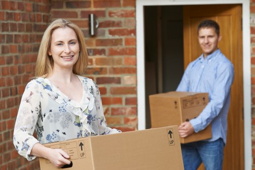 Professional student removals service in Kennington