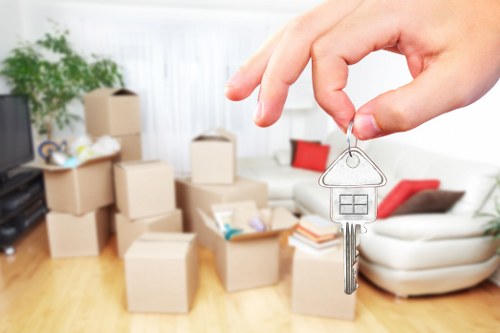 Careful loading and transport planning for a local Kennington removal