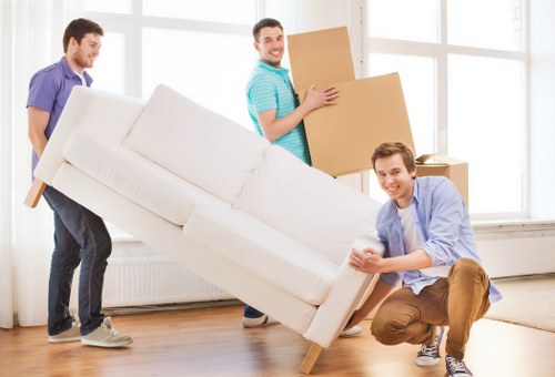 Professional packing support for homes and flats in Kennington