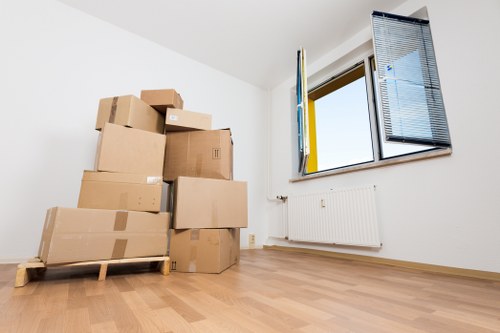 Eco-friendly packing boxes and supplies for organized moving in Kennington