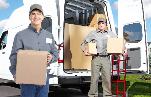 Kennington moving assistance for flats and homes