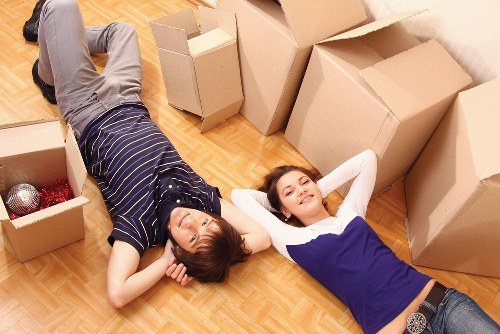 Local removal company planning an efficient Kennington move